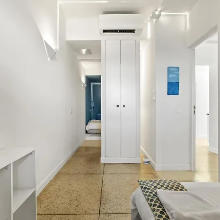 Unique Pieds Dans L'eau Apartment